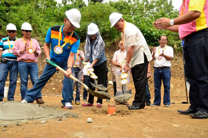 City Mayor Oscar Moreno, two-storey, 16-classroom school building, Local School Board, Mayor Moreno, Balulang National High School