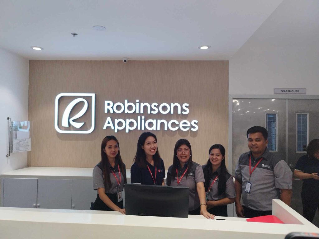 Robinsons Appliances Centrio Ayala Mall, Ayala Mall Cagayan de Oro, Robinsons Appliances, Robinsons Appliances Limketkai, Robinsons Appliances Manila, Robinsons Appliances CDO, Cagayan de Oro Business